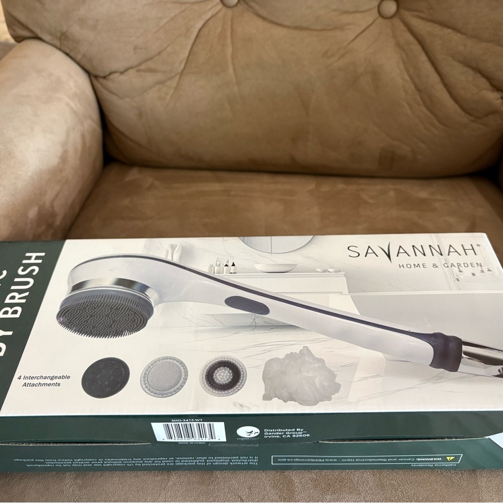 Savannah White and Black Electric Body Brush - Picture 6 of 6